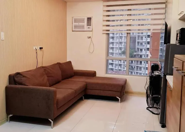 Sunshine100 1bedroom 65inchestv Poolgymbilliardplayground Apartment Manila